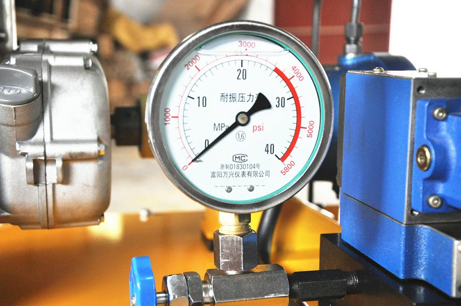 本田汽油機(jī)，野外作業(yè)機(jī)動(dòng)泵液壓站